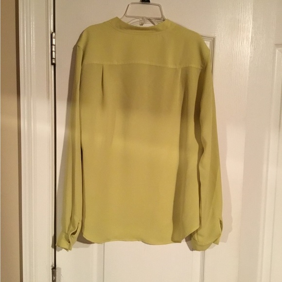 Nice pullover blouse - Picture 2 of 2